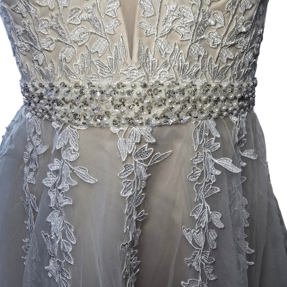 NWT Abao Wedding Elegant Lace and Tulle Dress White Cream Size 12 - Picture 6 of 16
